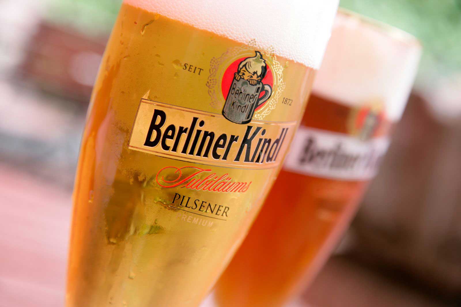 Lokal tysk öl efter konferensen i Berlin