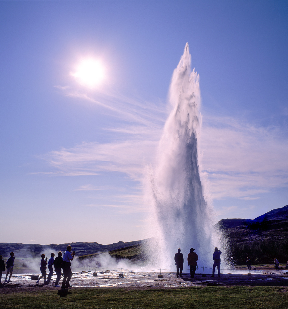 Gruppresa Island med gejsrar