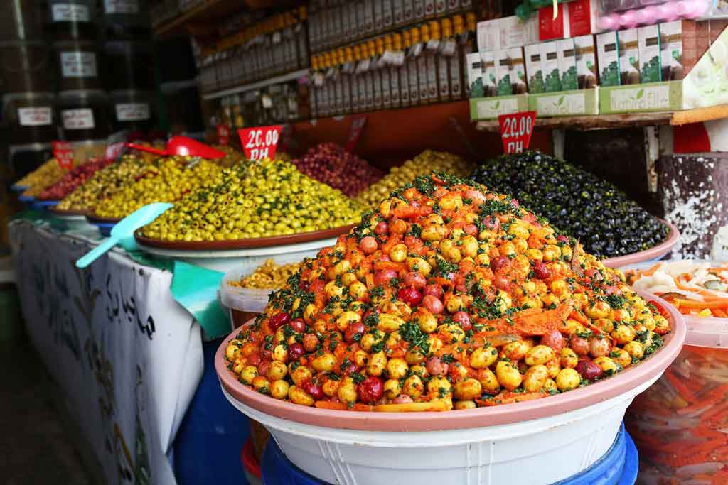 Den inhemska exotiska maten förhöjer konferensen i Marrakech